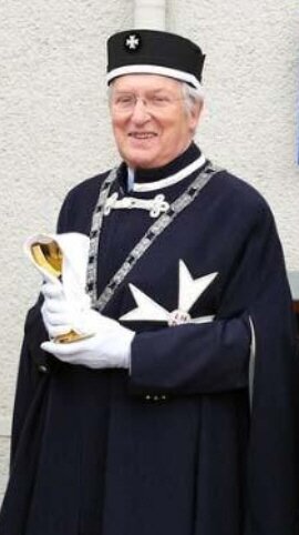 Kelchträger Kelchträger mit Ornat